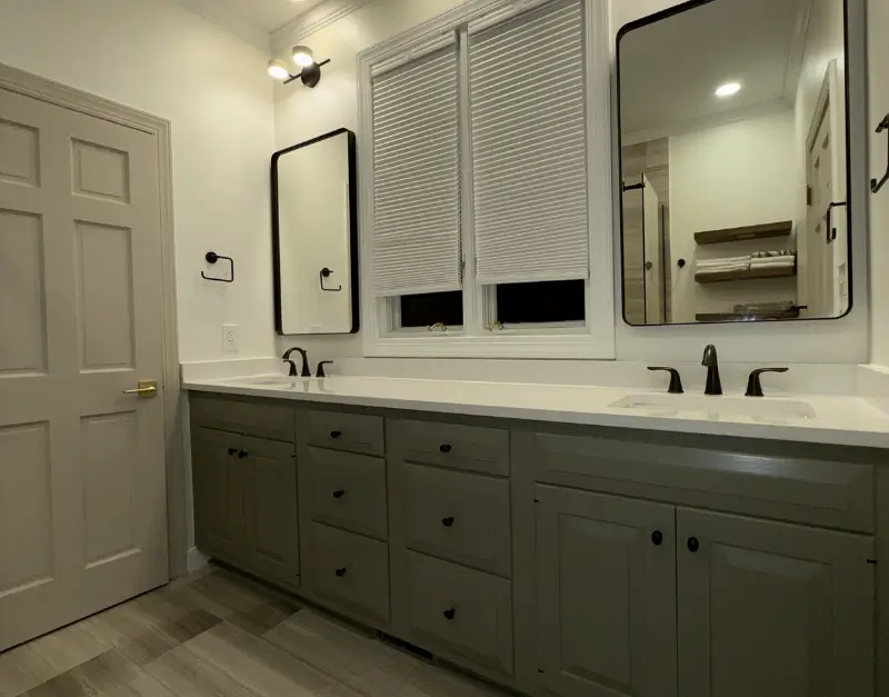 Custom Double Vanity with Quartz Countertop and Matte Black Fixtures