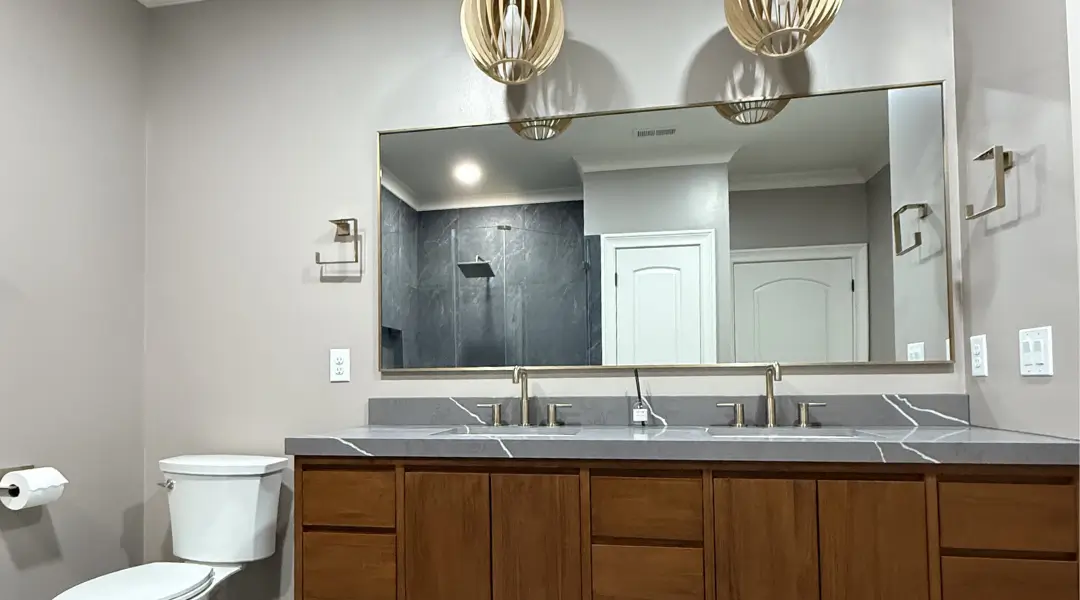 Custom Double Vanity with Quartz Countertop