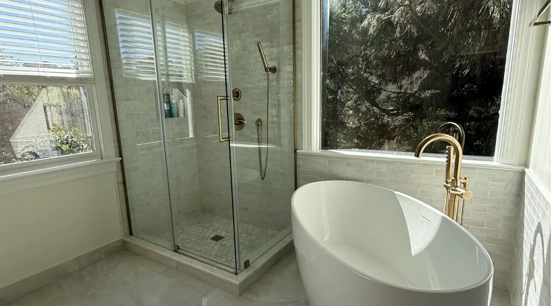 Luxury Walk-In Shower & Freestanding Tub